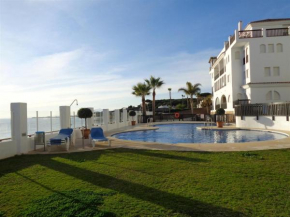 Seaview Puerta del Mar first line beach Sitio De Calahonda